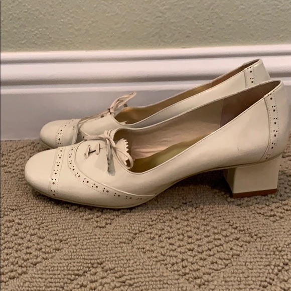 Marc Jacobs Cream Pump W 38.5 (US 8.5) - Picture 2 of 4
